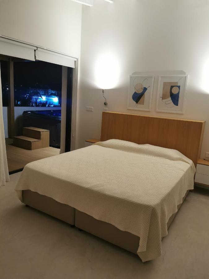 Y & P Latchi Hotel Ngoại thất bức ảnh