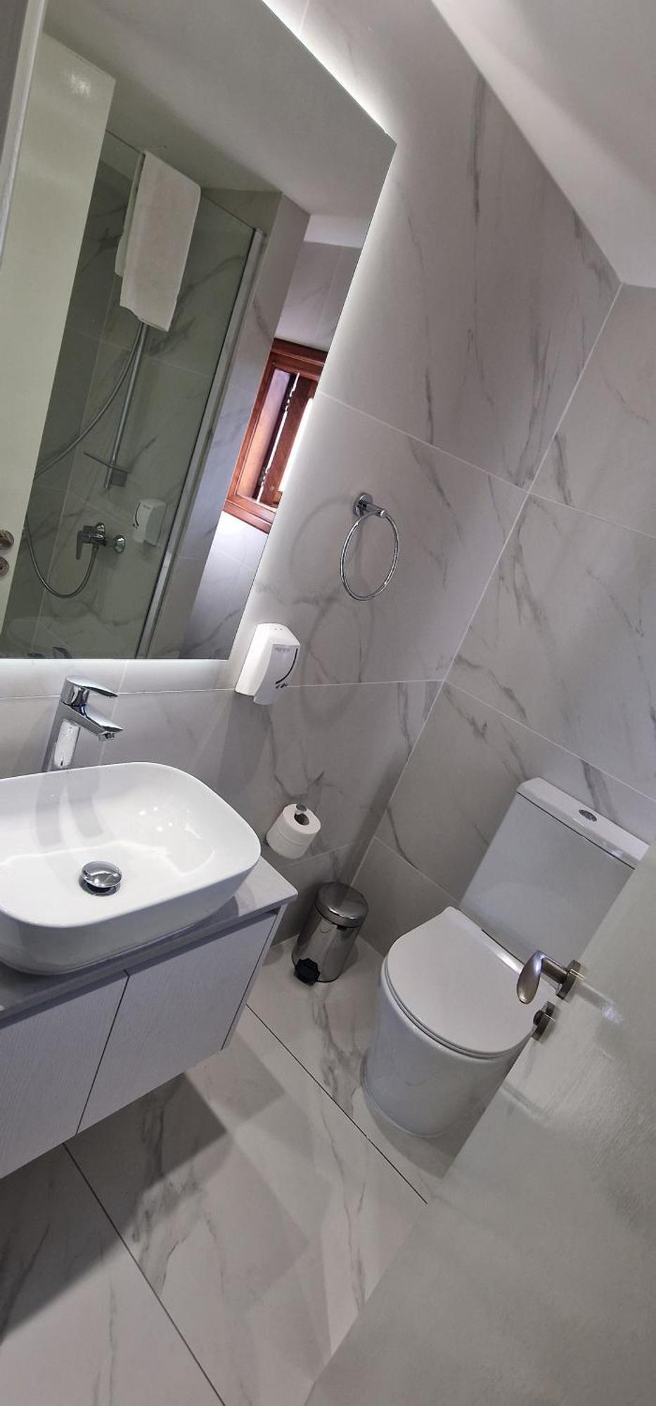 Y & P Latchi Hotel Phòng bức ảnh